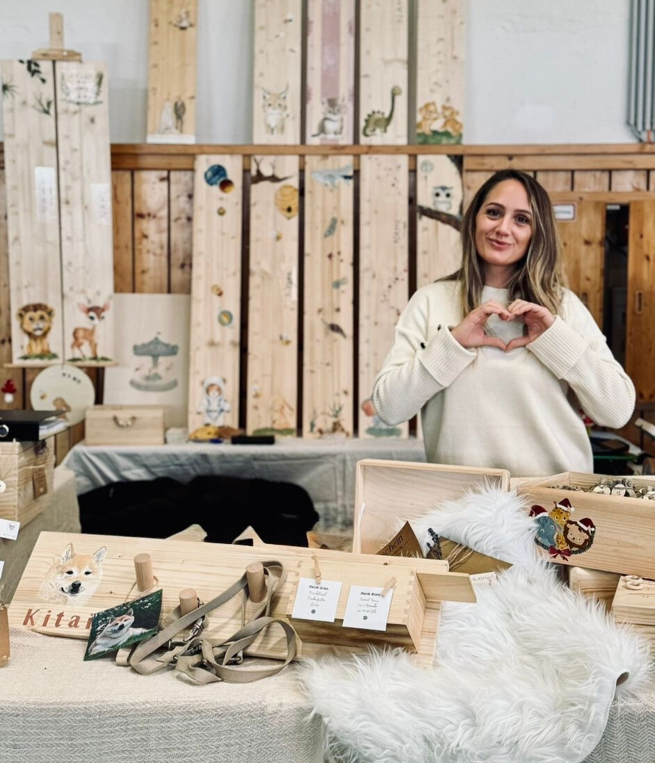 tante agi Schönes aus Holz von Agnes Franziska Mayer