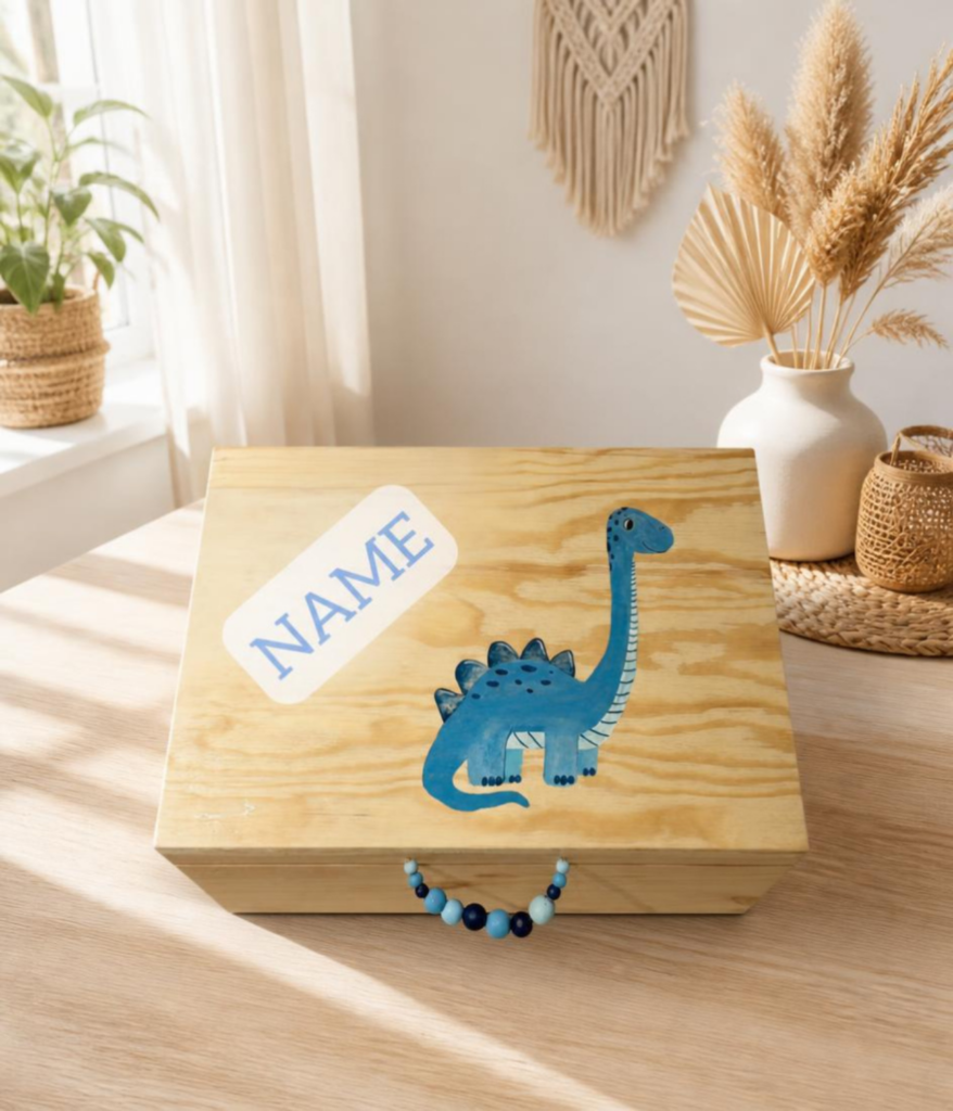personalisierbare Erinnerungsbox aus Holz mit Dinosaurier